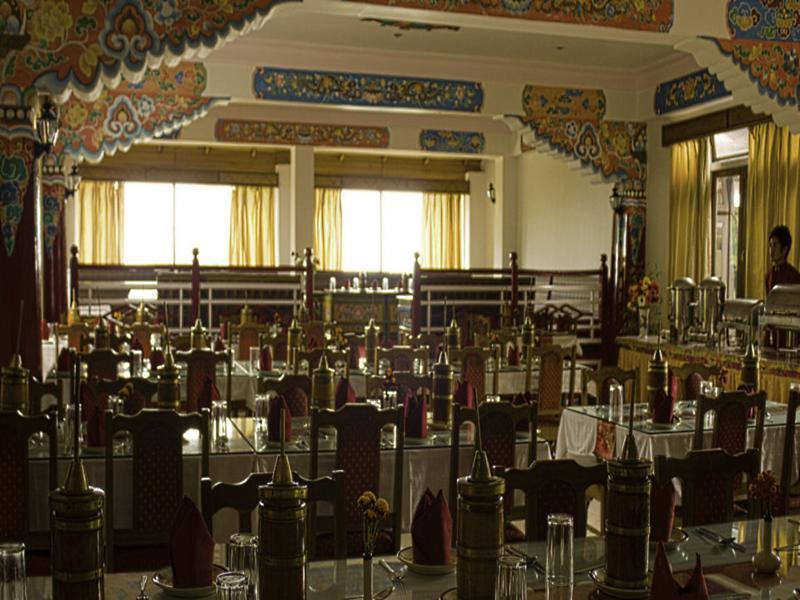 Norbu Ghangh Retreat & Spa Pemayangtse Luaran gambar